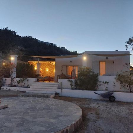 Tranquil Villa With Sea View In Ammopi Karpathos 阿莫皮 外观 照片
