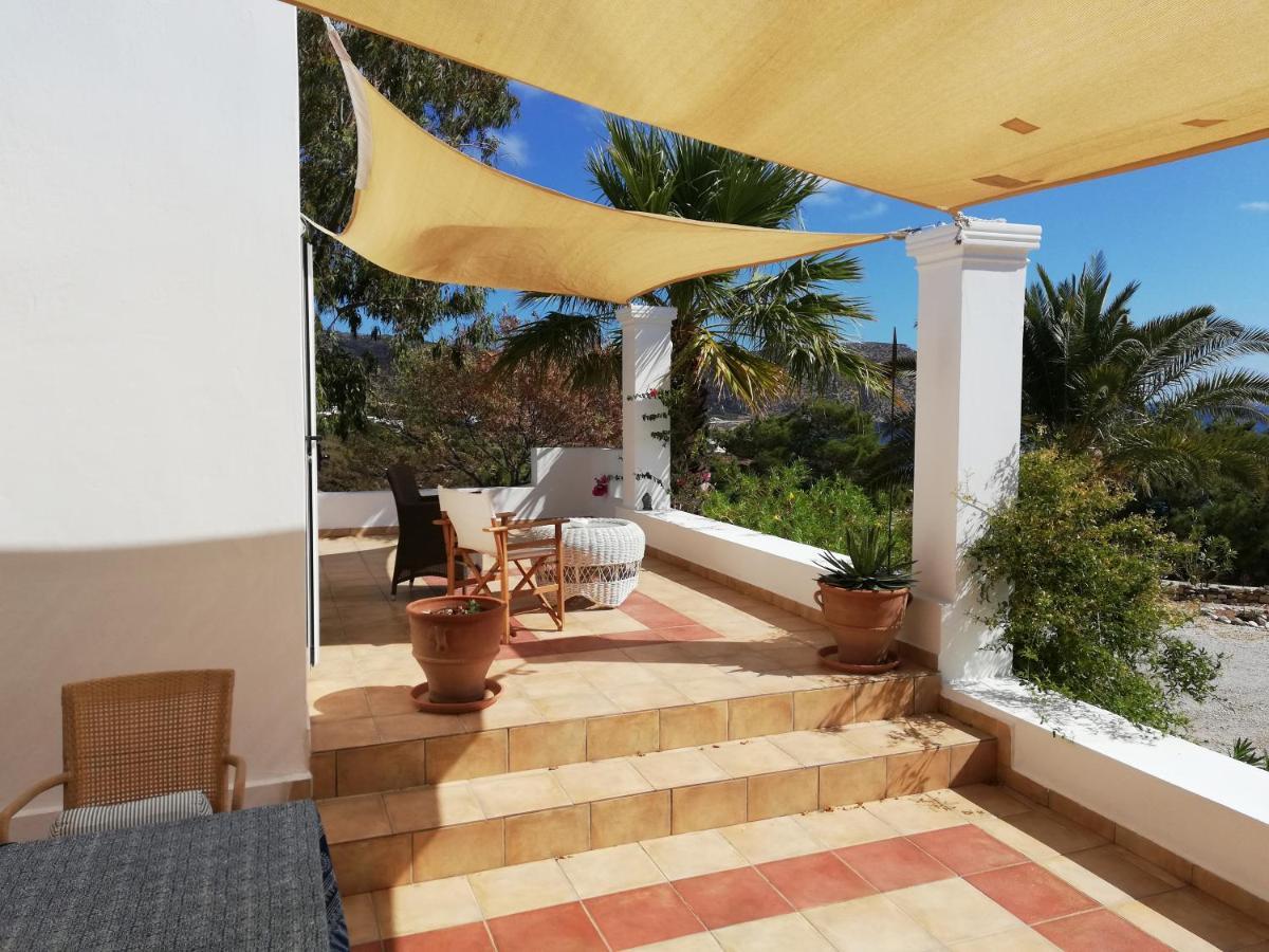Tranquil Villa With Sea View In Ammopi Karpathos 阿莫皮 外观 照片